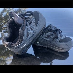 EUC Nike Air Max 90 Black Toddler shoes 7c